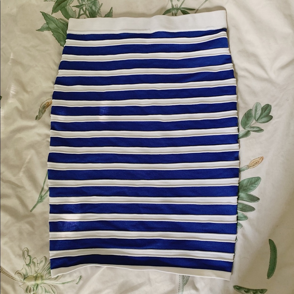 Sparkle & Fade blue and white striped pencil skirt